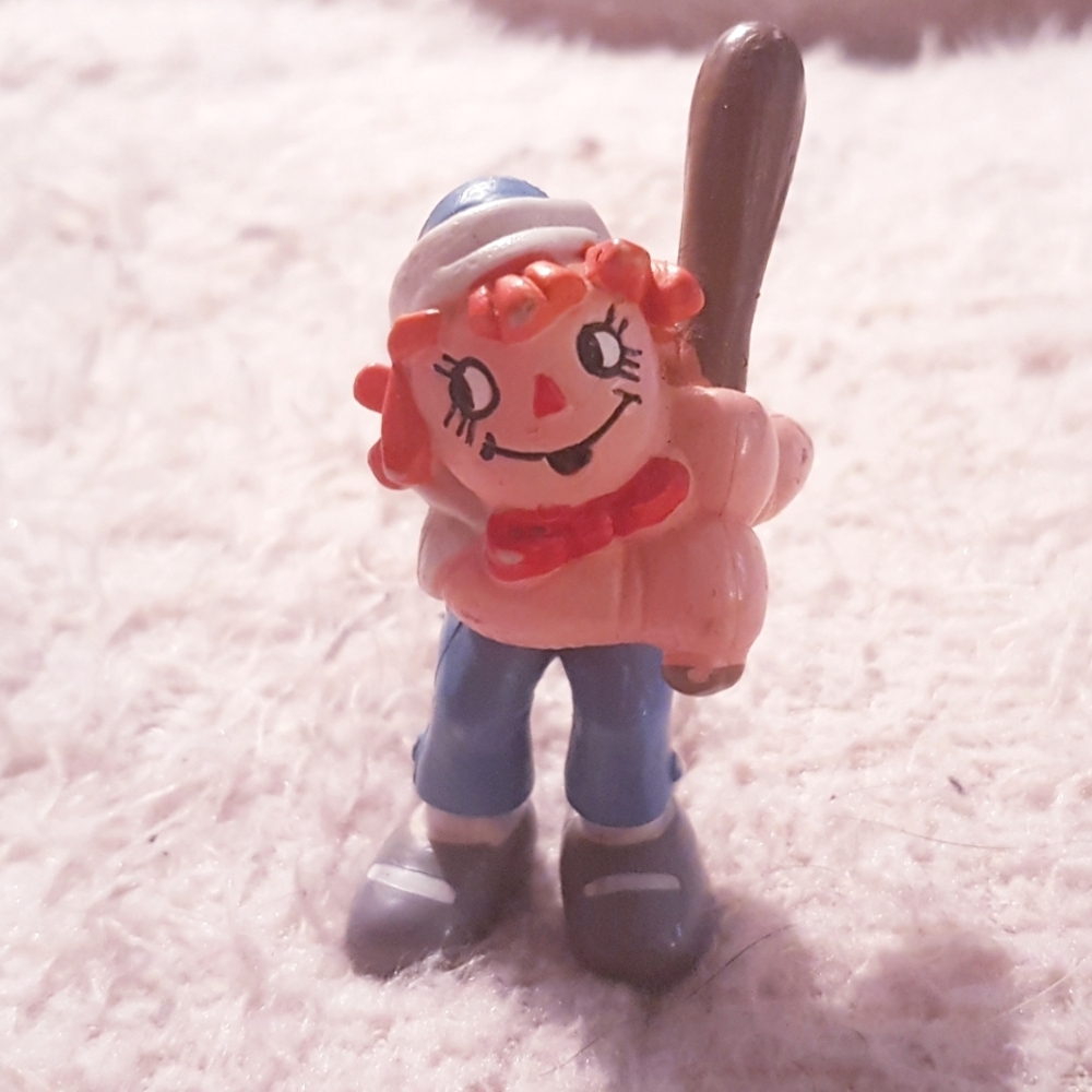1981 Raggedy Andy Figure with Baseball Bat W. Berrie Vintage Applause